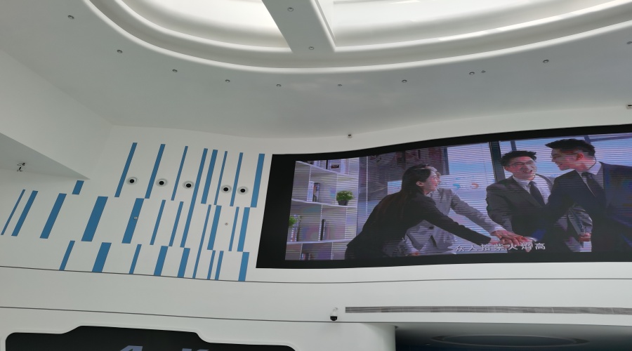 素未謀面 飾紀上品用高質量GRG材料征服順德職業技術學院