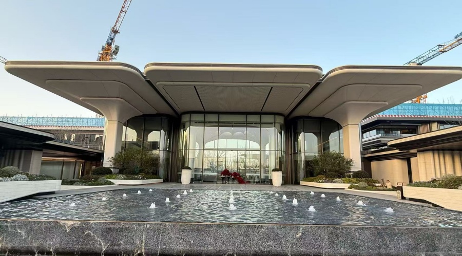 合肥售樓部UHPC柱子幕墻造型：藝術與功能的完美落地