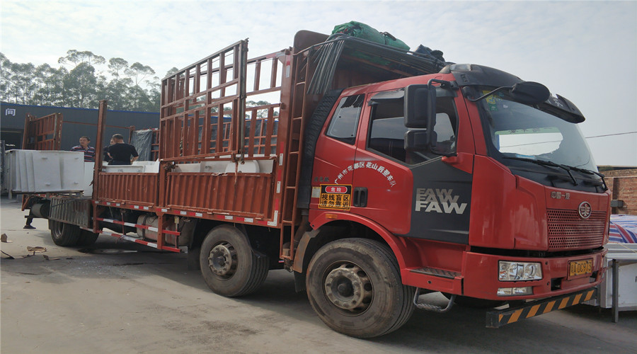 GRG構件產品裝車發貨 GRG構件產品裝車發貨