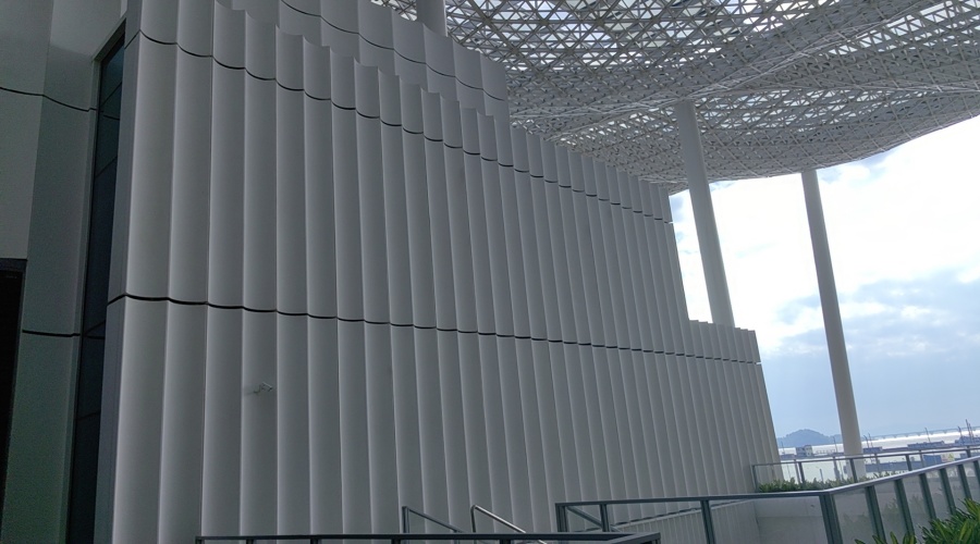 珠海九州灣大型UHPC外墻掛板項目 珠海九州灣大型UHPC外墻掛板項目